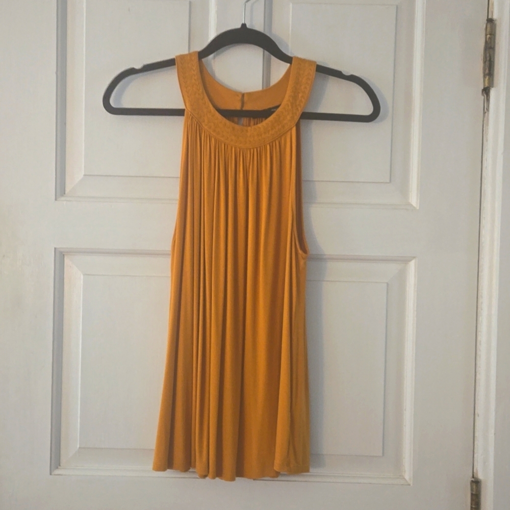 Sleeveless top